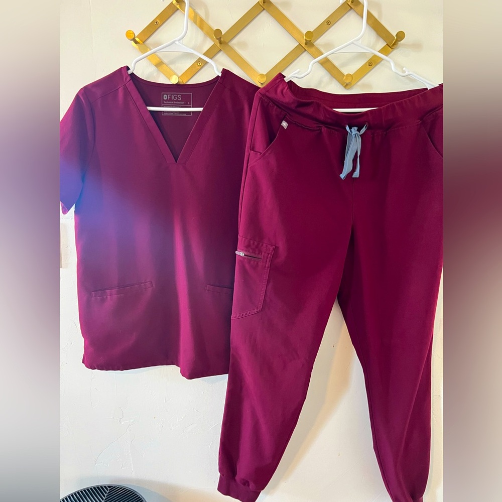 Figs scrub top and Figs scrub jogger.